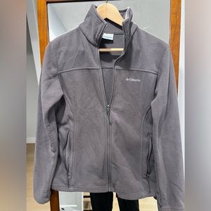 Lightweight Columbia Fleece Zip